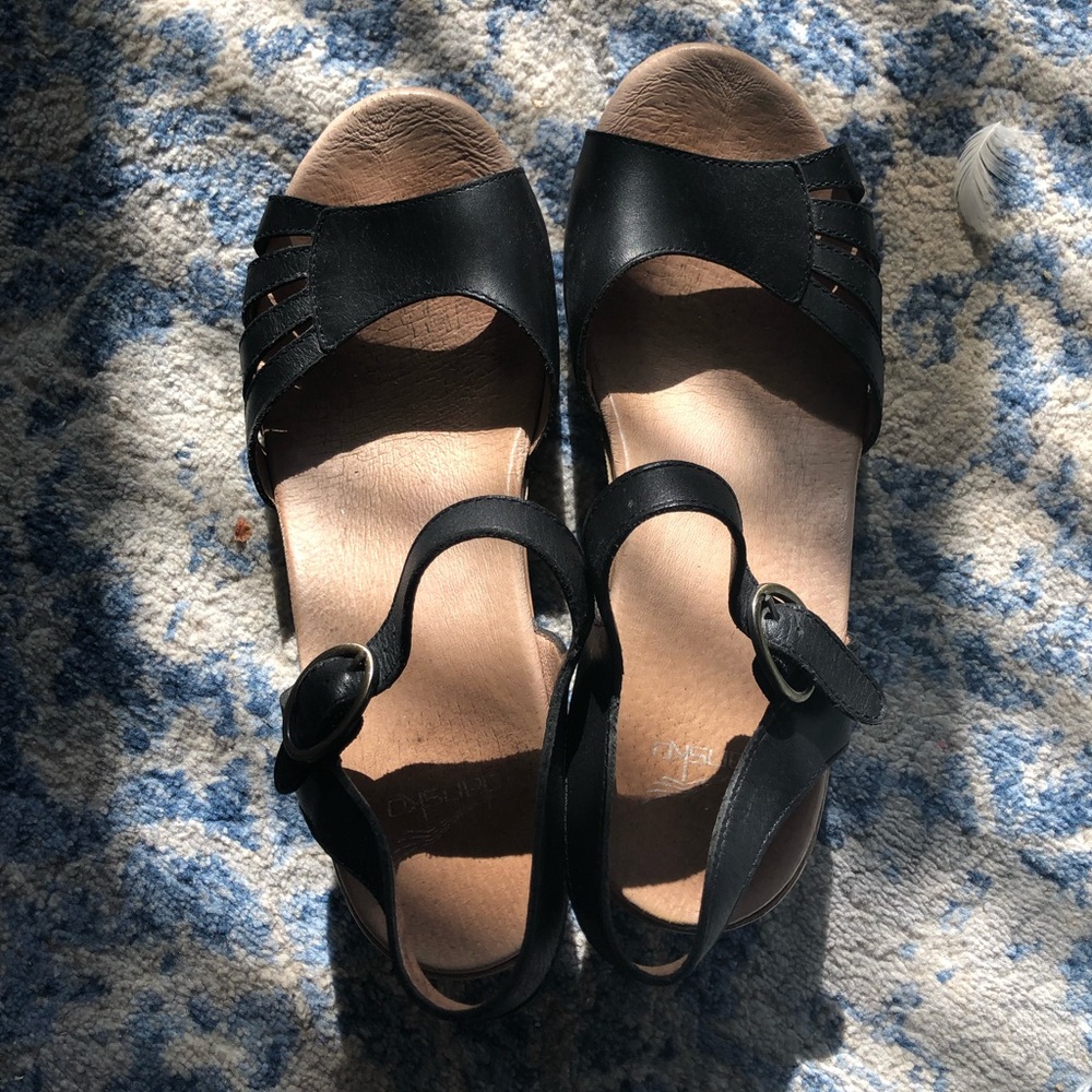 Dansko sandals size 40 great condition!